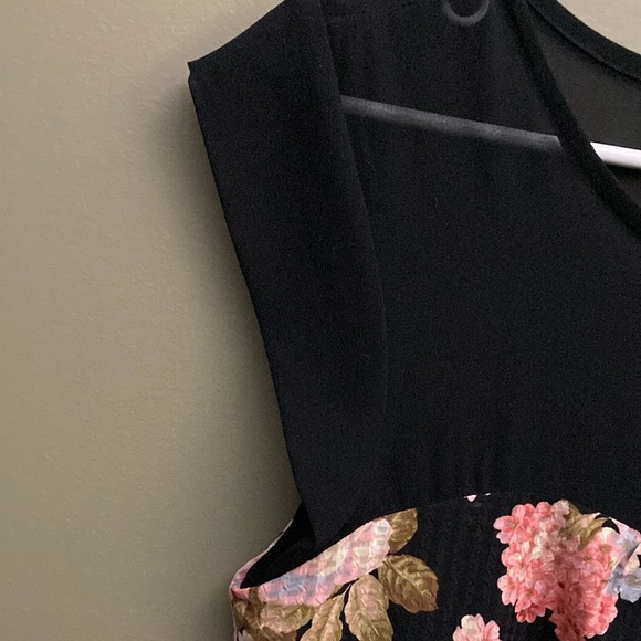 Eve Gravel Pink Midi A-line Dress with Sweetheart Neckline - Picture 5 of 9